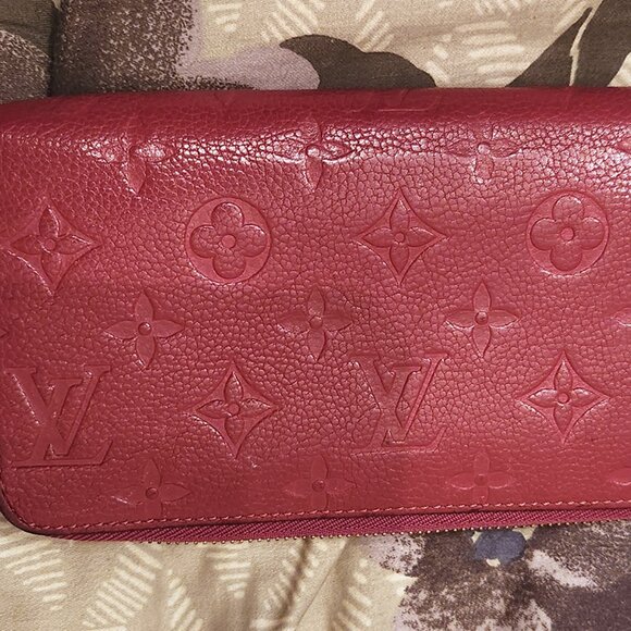 LOUIS VUITTON Zippy Wallet Long Monogram Empreinte - EUC - Picture 3 of 10